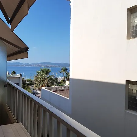 Apartman Climatise 2/3 P. Proche Et Commerces - Fr-1-466a-55